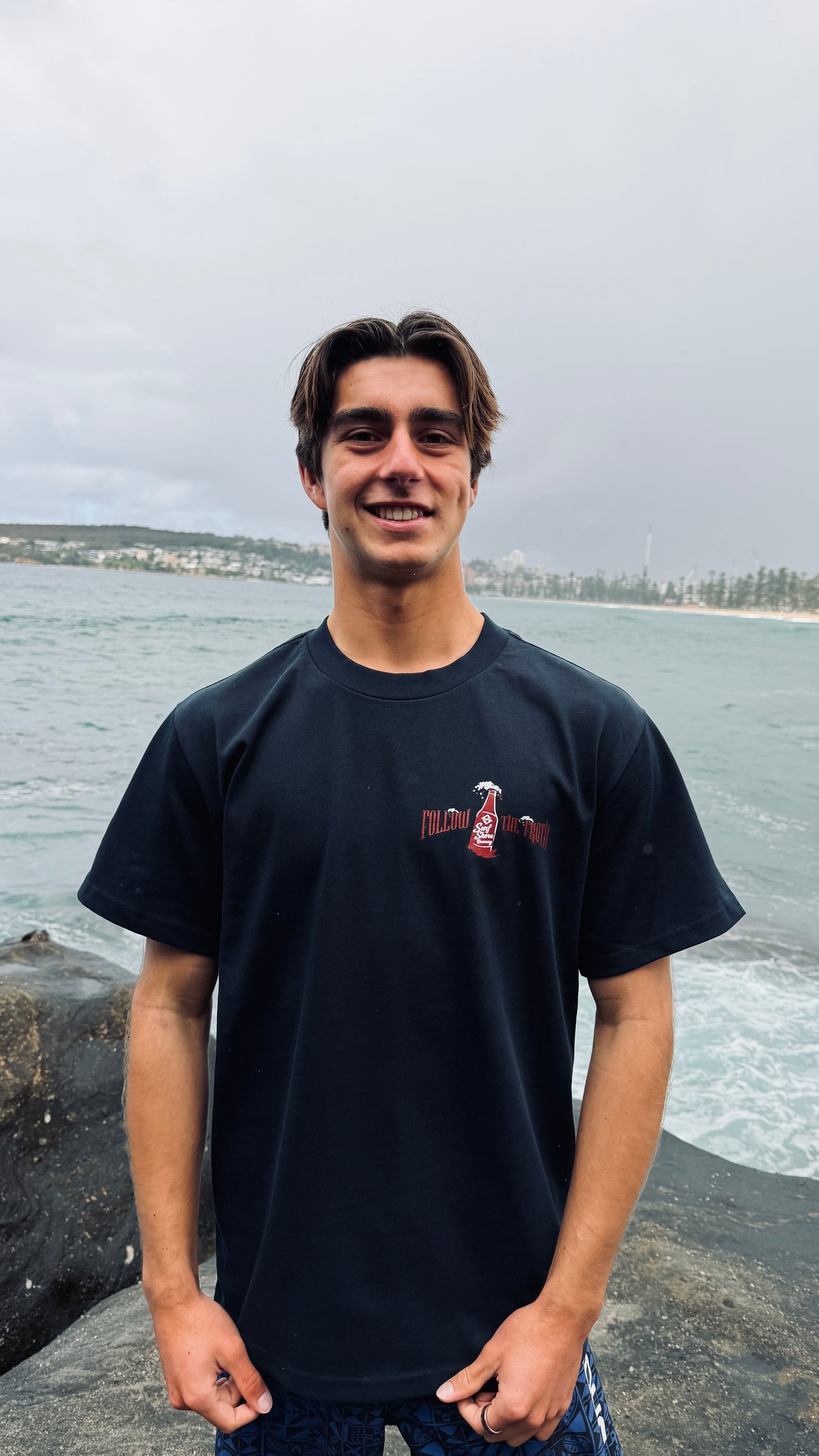 Follow the Froth Tee | Navy