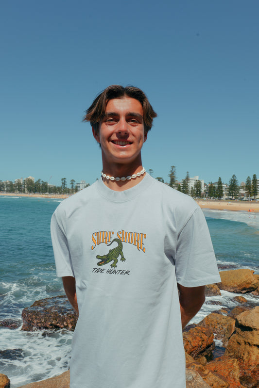 Tide Hunter Tee | Faded Powder