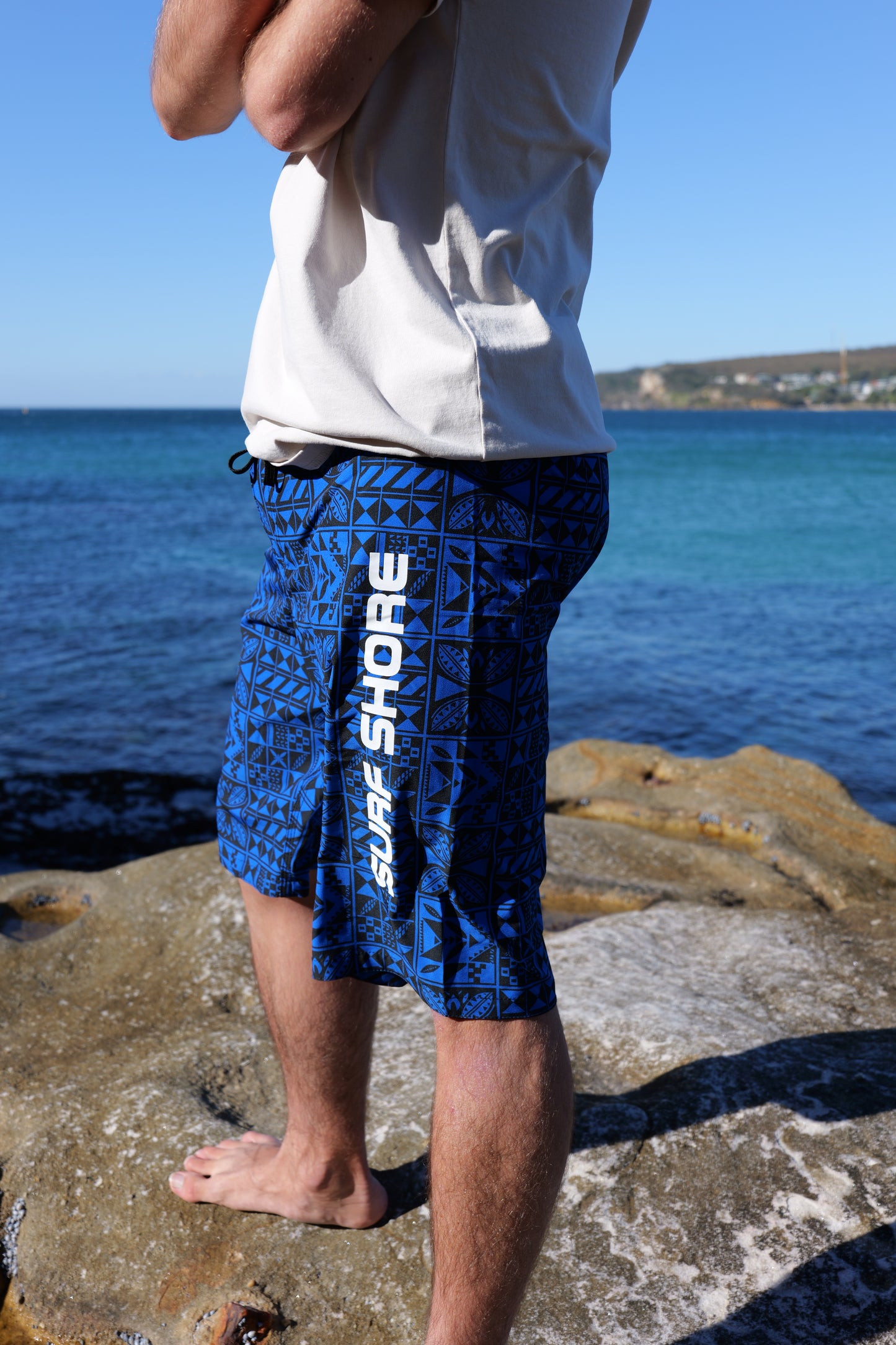 The Kahuna - Blue & Black
